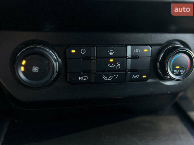 Синій Форд Ф-150, об'ємом двигуна 2.69 л та пробігом 117 тис. км за 36500 $, фото 11 на Automoto.ua