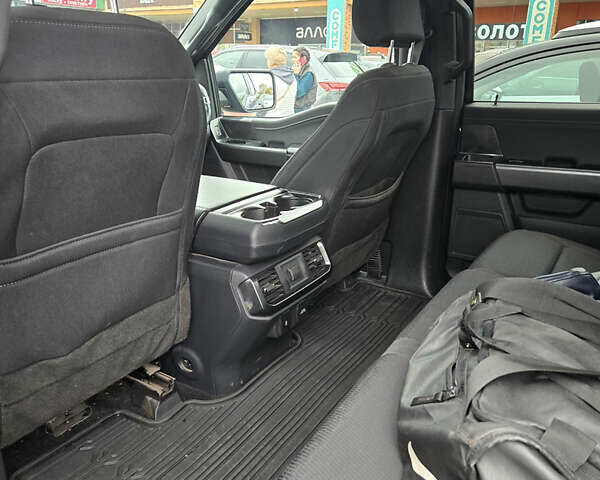 Синий Форд Ф-150, объемом двигателя 2.7 л и пробегом 48 тыс. км за 54800 $, фото 13 на Automoto.ua