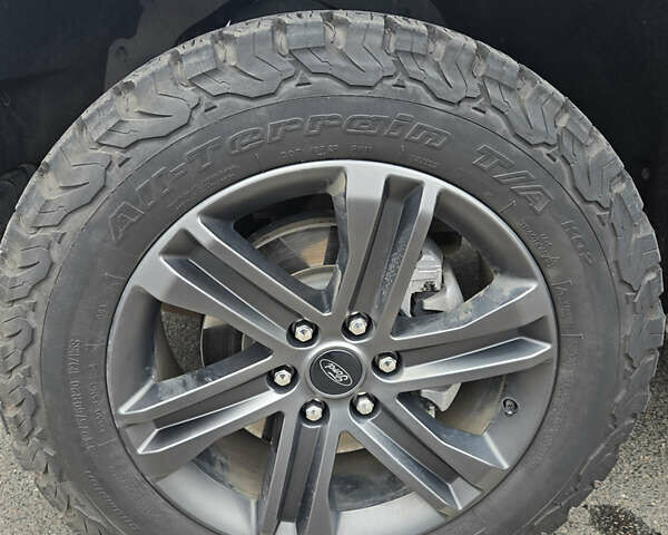 Синий Форд Ф-150, объемом двигателя 2.7 л и пробегом 48 тыс. км за 54800 $, фото 24 на Automoto.ua