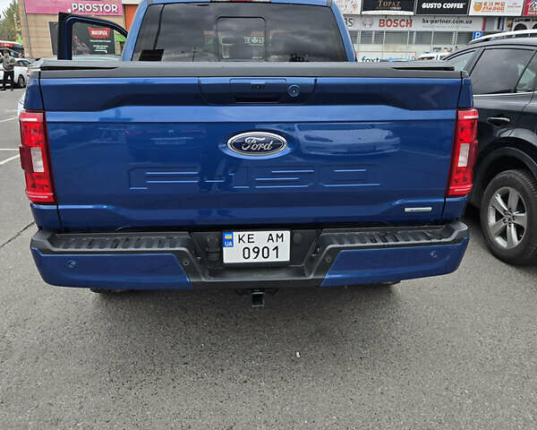 Синий Форд Ф-150, объемом двигателя 2.7 л и пробегом 48 тыс. км за 54800 $, фото 5 на Automoto.ua