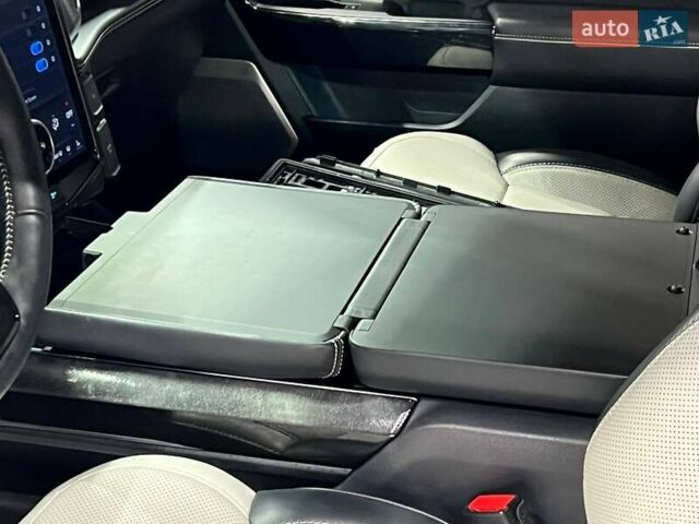 Синий Форд Ф-150, объемом двигателя 0 л и пробегом 32 тыс. км за 57500 $, фото 44 на Automoto.ua