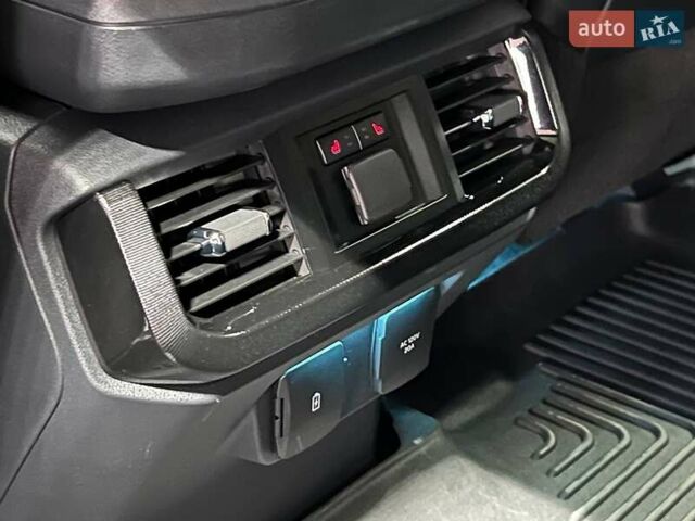 Синий Форд Ф-150, объемом двигателя 0 л и пробегом 32 тыс. км за 57500 $, фото 98 на Automoto.ua
