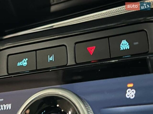 Синий Форд Ф-150, объемом двигателя 0 л и пробегом 32 тыс. км за 57500 $, фото 81 на Automoto.ua