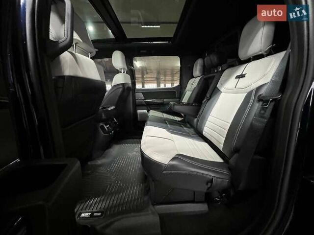 Синий Форд Ф-150, объемом двигателя 0 л и пробегом 32 тыс. км за 57500 $, фото 48 на Automoto.ua