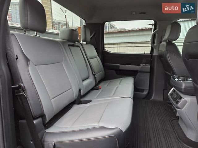 Синий Форд Ф-150, объемом двигателя 0 л и пробегом 42 тыс. км за 46500 $, фото 17 на Automoto.ua