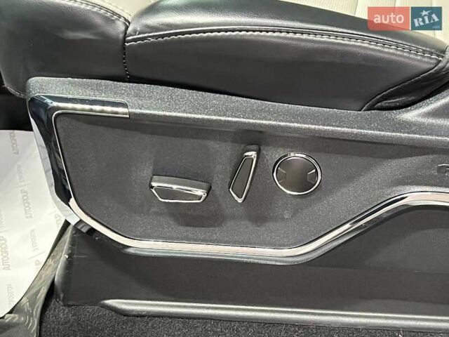 Синий Форд Ф-150, объемом двигателя 0 л и пробегом 32 тыс. км за 57500 $, фото 24 на Automoto.ua