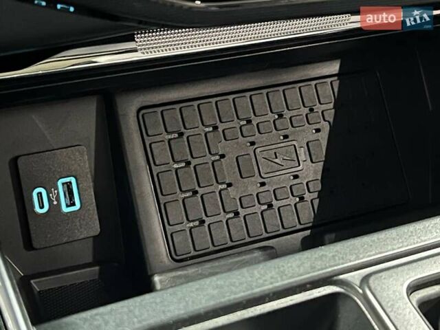 Синий Форд Ф-150, объемом двигателя 0 л и пробегом 32 тыс. км за 57500 $, фото 80 на Automoto.ua