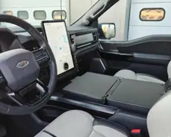 Форд Ф-150 2023 в Киеве на Automoto.ua Синий Форд Ф-150, объемом двигателя 0 л и пробегом 15 тыс. км за 110951 $, фото 6 на Automoto.ua