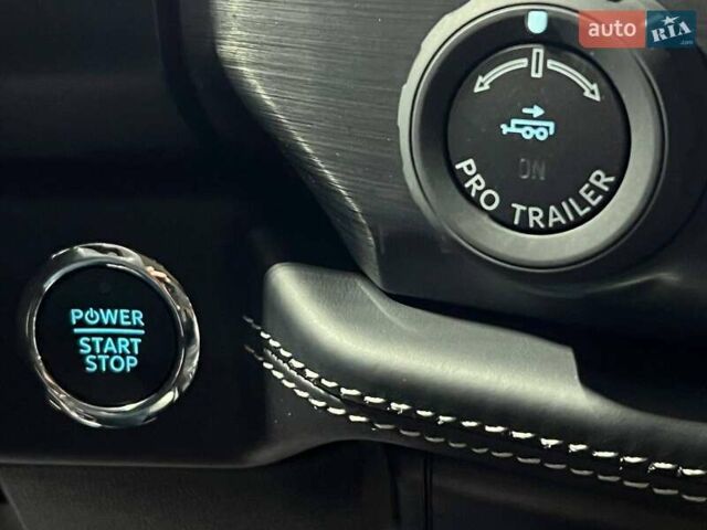 Синий Форд Ф-150, объемом двигателя 0 л и пробегом 32 тыс. км за 57500 $, фото 82 на Automoto.ua