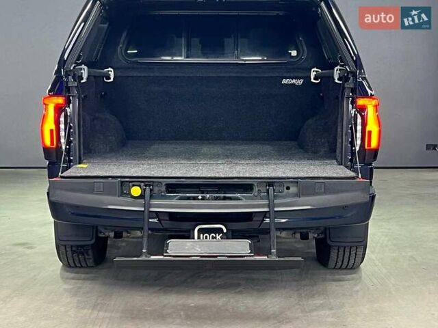 Синий Форд Ф-150, объемом двигателя 0 л и пробегом 32 тыс. км за 57500 $, фото 67 на Automoto.ua