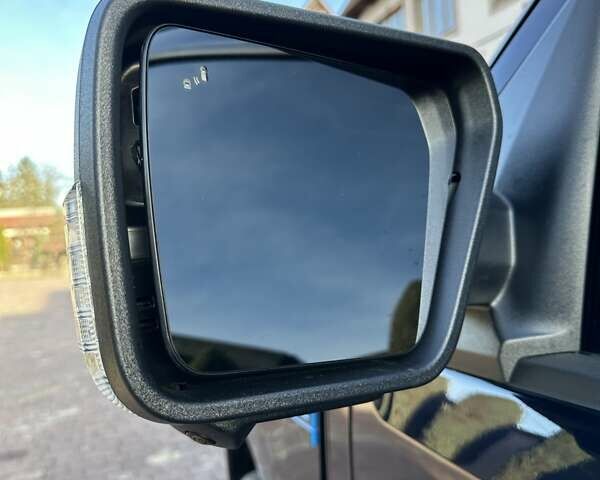 Синий Форд Ф-150, объемом двигателя 0 л и пробегом 14 тыс. км за 50750 $, фото 149 на Automoto.ua