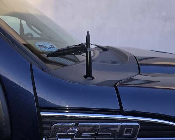 Форд Ф-250 2013 в Виннице на Automoto.ua Синий Форд Ф-250, объемом двигателя 6.7 л и пробегом 165 тыс. км за 45000 $, фото 7 на Automoto.ua