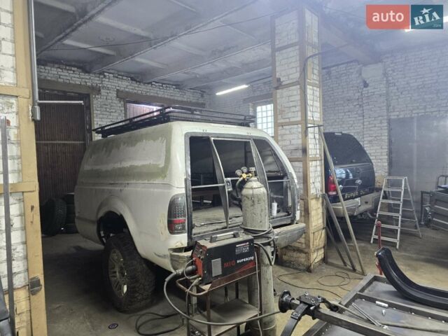 Синій Форд Ф-250, об'ємом двигуна 6.7 л та пробігом 165 тис. км за 30000 $, фото 14 на Automoto.ua