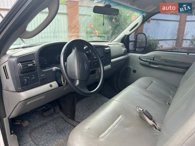 Белый Форд Ф-350, объемом двигателя 5.4 л и пробегом 200 тыс. км за 10000 $, фото 6 на Automoto.ua