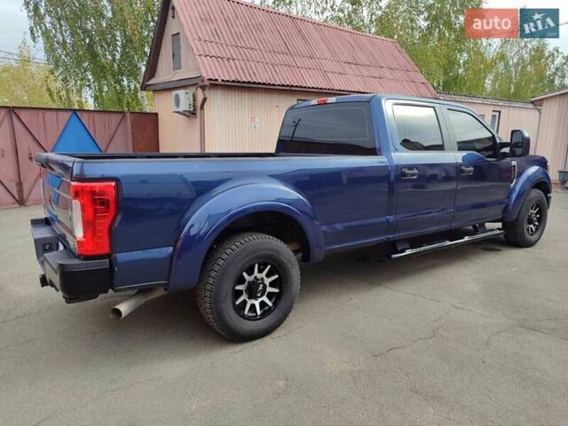 Синий Форд Ф-550, объемом двигателя 6 л и пробегом 144 тыс. км за 49900 $, фото 9 на Automoto.ua