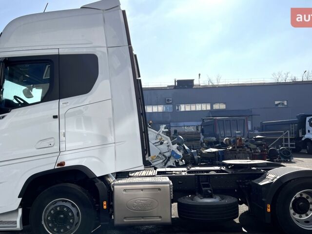 Форд F-Max, объемом двигателя 12.7 л и пробегом 0 тыс. км за 122799 $, фото 5 на Automoto.ua