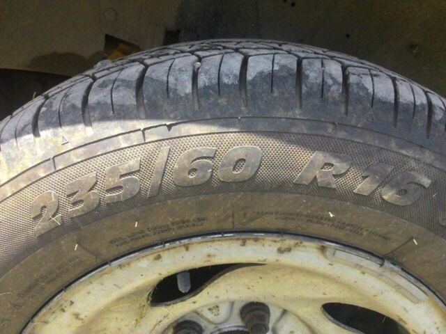 Белый Форд F-Series, объемом двигателя 4.2 л и пробегом 280 тыс. км за 6415 $, фото 9 на Automoto.ua