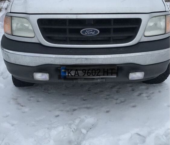 Белый Форд F-Series, объемом двигателя 4.2 л и пробегом 280 тыс. км за 6415 $, фото 12 на Automoto.ua