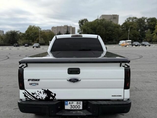 Белый Форд F-Series, объемом двигателя 5 л и пробегом 180 тыс. км за 21000 $, фото 4 на Automoto.ua