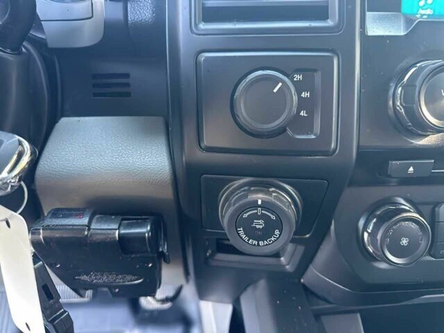 Білий Форд F-Series, об'ємом двигуна 2.7 л та пробігом 47 тис. км за 7500 $, фото 11 на Automoto.ua