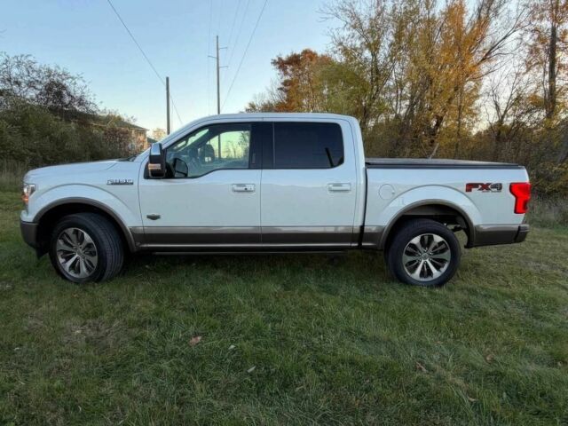 Белый Форд F-Series, объемом двигателя 5 л и пробегом 49 тыс. км за 10000 $, фото 2 на Automoto.ua