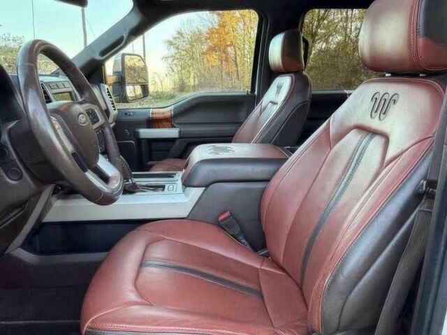 Белый Форд F-Series, объемом двигателя 5 л и пробегом 49 тыс. км за 10000 $, фото 8 на Automoto.ua