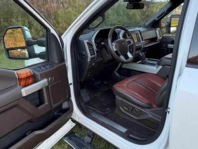 Белый Форд F-Series, объемом двигателя 5 л и пробегом 49 тыс. км за 10000 $, фото 10 на Automoto.ua