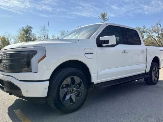 Белый Форд F-Series, объемом двигателя 0 л и пробегом 28 тыс. км за 17000 $, фото 1 на Automoto.ua