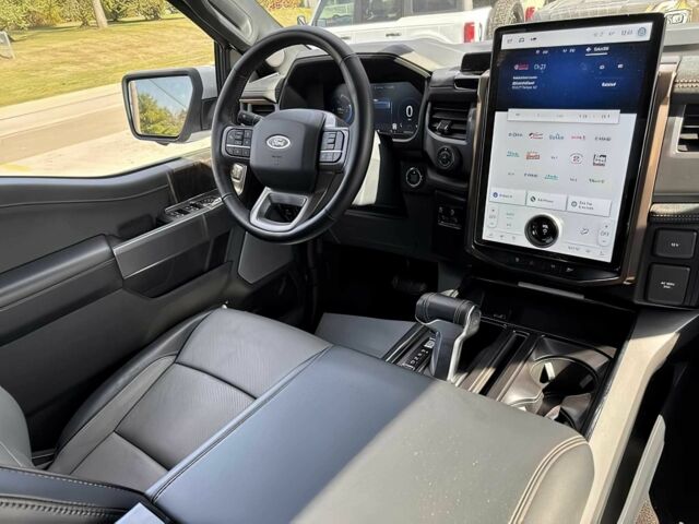 Белый Форд F-Series, объемом двигателя 0 л и пробегом 27 тыс. км за 25000 $, фото 11 на Automoto.ua