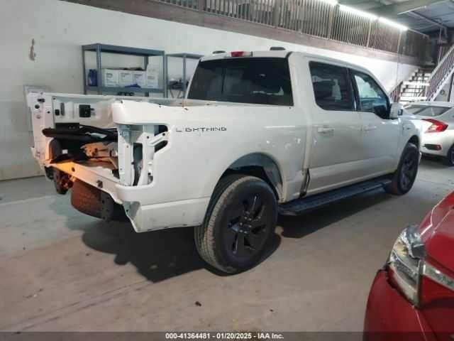 Белый Форд F-Series, объемом двигателя 0 л и пробегом 10 тыс. км за 24000 $, фото 3 на Automoto.ua