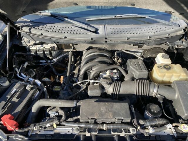 Черный Форд F-Series, объемом двигателя 4.6 л и пробегом 183 тыс. км за 9800 $, фото 7 на Automoto.ua