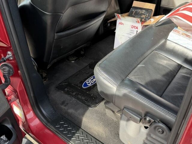 Красный Форд F-Series, объемом двигателя 5.4 л и пробегом 316 тыс. км за 8000 $, фото 8 на Automoto.ua