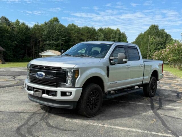 Серый Форд F-Series, объемом двигателя 6.7 л и пробегом 45 тыс. км за 14500 $, фото 2 на Automoto.ua