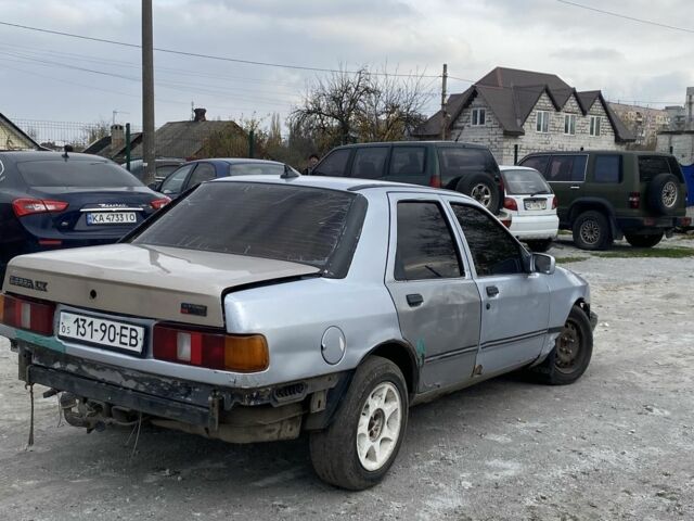 Серый Форд F-Series, объемом двигателя 2 л и пробегом 200 тыс. км за 381 $, фото 1 на Automoto.ua