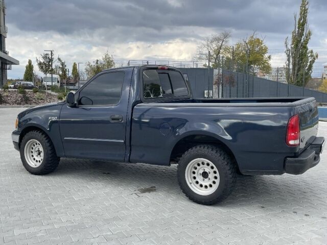 Форд F-Series 2004 в Кропивницком (Кировограде) на Automoto.ua Синий Форд F-Series, объемом двигателя 4.2 л и пробегом 200 тыс. км за 7200 $, фото 5 на Automoto.ua