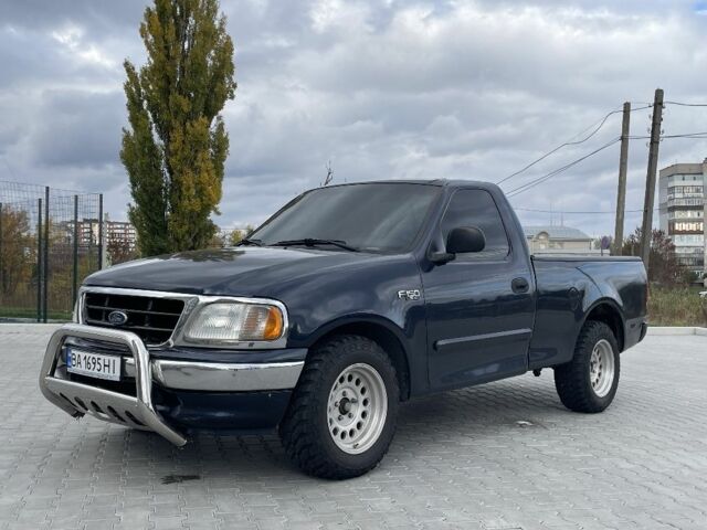 Форд F-Series 2004 в Кропивницком (Кировограде) на Automoto.ua Синий Форд F-Series, объемом двигателя 4.2 л и пробегом 200 тыс. км за 7200 $, фото 1 на Automoto.ua