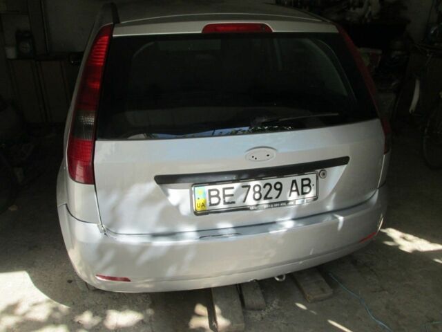 Сірий Форд Фестіва, об'ємом двигуна 0 л та пробігом 170 тис. км за 3300 $, фото 2 на Automoto.ua