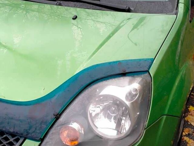 Форд Фестива 2006 в Сумах на Automoto.ua Зеленый Форд Фестива, объемом двигателя 1.4 л и пробегом 124 тыс. км за 3500 $, фото 2 на Automoto.ua