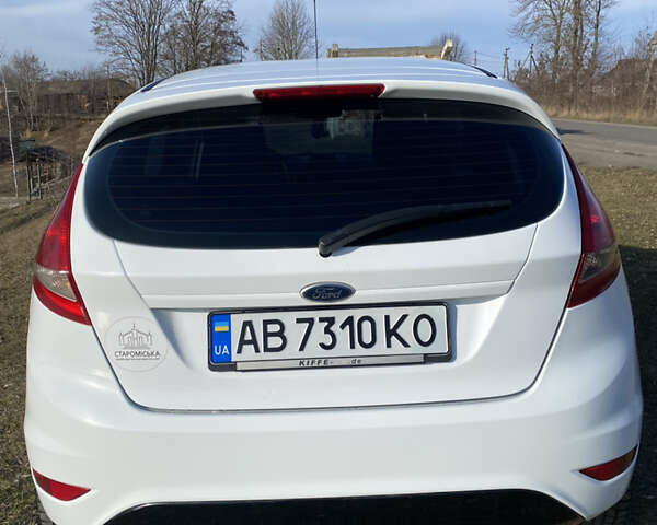 Белый Форд Фиеста, объемом двигателя 1.56 л и пробегом 253 тыс. км за 5200 $, фото 5 на Automoto.ua