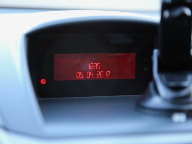 Білий Форд Фієста, об'ємом двигуна 1.2 л та пробігом 215 тис. км за 5500 $, фото 14 на Automoto.ua