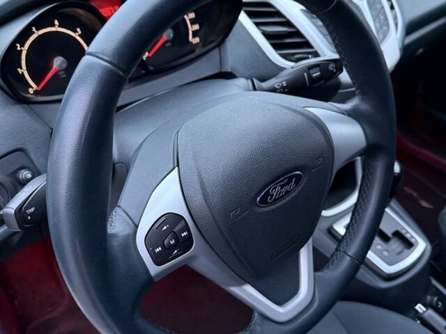 Белый Форд Фиеста, объемом двигателя 1.4 л и пробегом 110 тыс. км за 6950 $, фото 17 на Automoto.ua