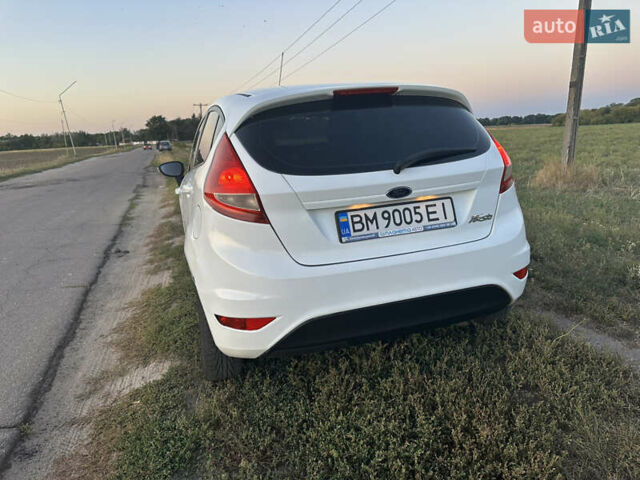 Белый Форд Фиеста, объемом двигателя 1.24 л и пробегом 124 тыс. км за 5800 $, фото 3 на Automoto.ua