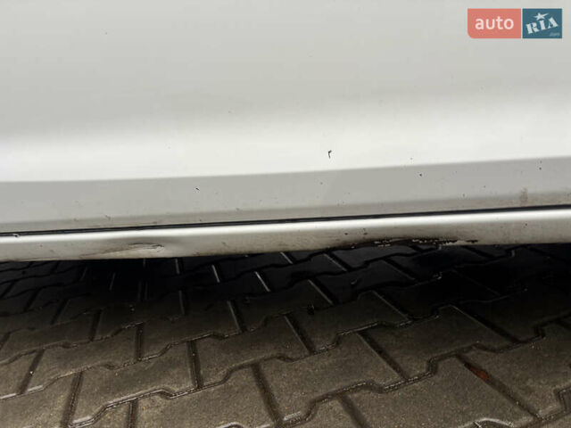 Белый Форд Фиеста, объемом двигателя 1.24 л и пробегом 212 тыс. км за 5400 $, фото 22 на Automoto.ua