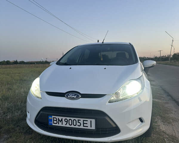 Белый Форд Фиеста, объемом двигателя 1.24 л и пробегом 124 тыс. км за 5800 $, фото 27 на Automoto.ua
