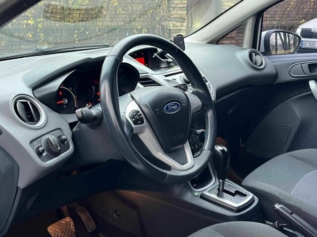 Білий Форд Фієста, об'ємом двигуна 1.4 л та пробігом 240 тис. км за 5990 $, фото 9 на Automoto.ua