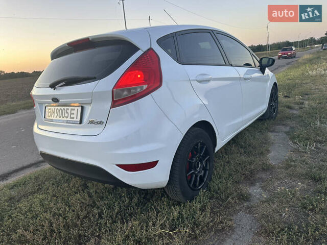 Белый Форд Фиеста, объемом двигателя 1.24 л и пробегом 124 тыс. км за 5800 $, фото 6 на Automoto.ua