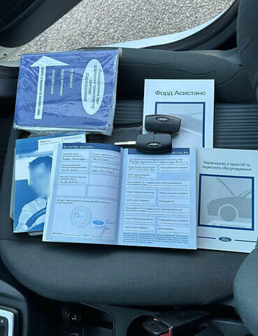 Белый Форд Фиеста, объемом двигателя 1.4 л и пробегом 220 тыс. км за 6950 $, фото 29 на Automoto.ua