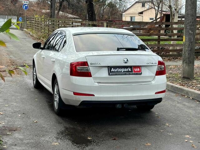 Білий Форд Фієста, об'ємом двигуна 1.4 л та пробігом 240 тис. км за 5990 $, фото 23 на Automoto.ua