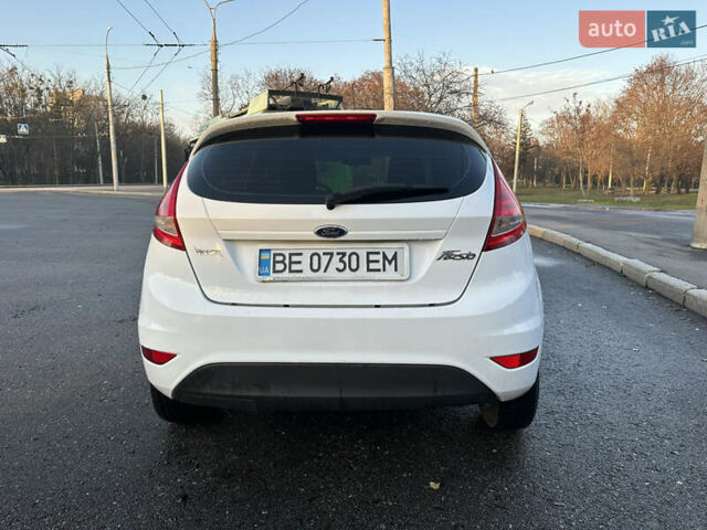 Білий Форд Фієста, об'ємом двигуна 1.24 л та пробігом 128 тис. км за 5300 $, фото 6 на Automoto.ua