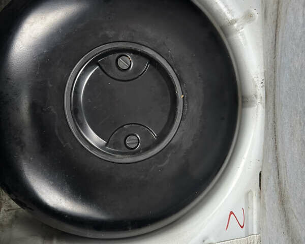 Белый Форд Фиеста, объемом двигателя 1.24 л и пробегом 122 тыс. км за 4900 $, фото 29 на Automoto.ua